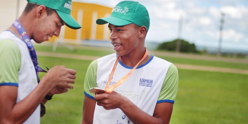 Matheus e Gabriel viajam neste fim de semana para o Peru para disputar os Jogos Escolares