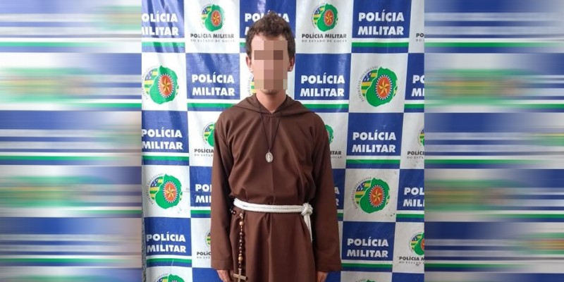 Homem que se passava por frade franciscano para aplicar golpes é preso (Foto: Divulgação/PM) 