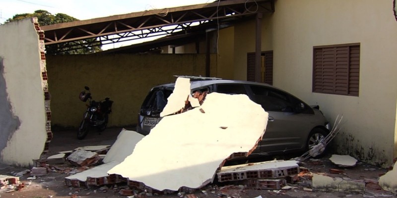 Honra Fit invadiu casa em Goiânia (Foto: Reprodução/ TV Anhanguera) Honra Fit invadiu casa em Goiânia (Foto: Reprodução/ TV Anhanguera)