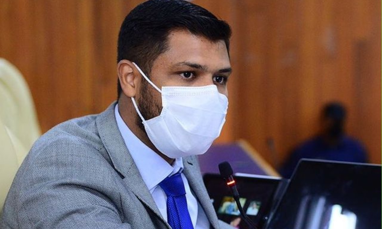 Segundo o presidente, o comentário não era para ser generalizado, mas era direcionado para veículos "de imprensa", que não fazem jornalismo | Foto: reprodução