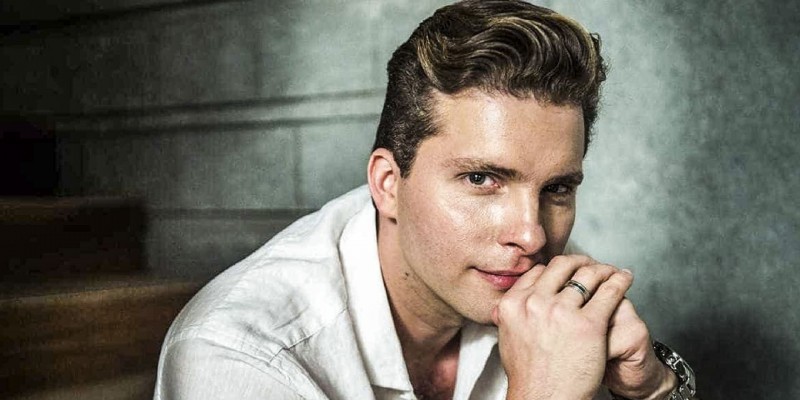 6385f2548eb8484239ddfe24bc562e36