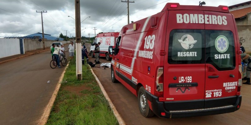 Bombeiros atendem ocorrência de acidente de trânsito, em Formosa (Foto: Divulgação/Corpo de Bombeiros) 