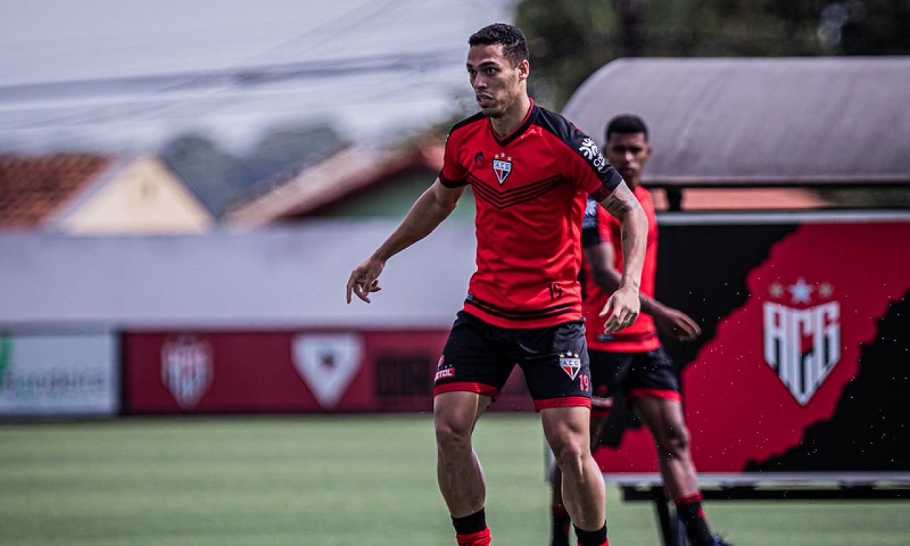 Atlético-GO foi eliminado nas oitavas de final em 2020, mas zagueiro quer ir mais longe | Foto: Heber Gomes