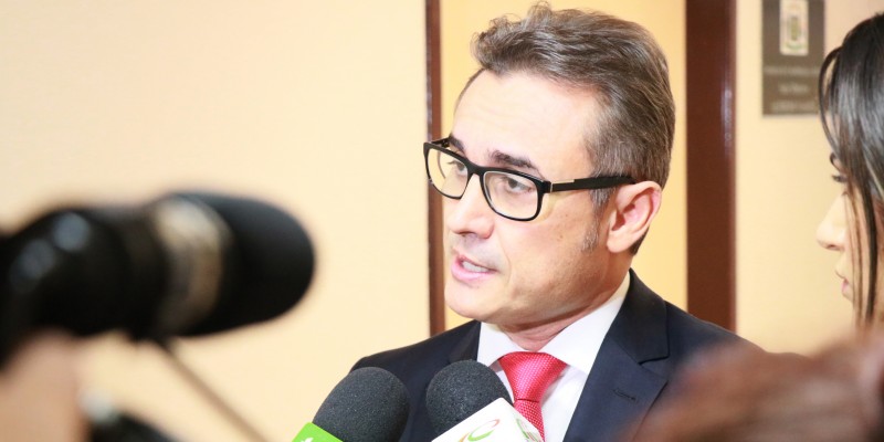 Promotor de Justiça Marcelo Fernandes de Melo ajuizou ação civil pública contra o Estado de Goiás por descumprir legislação ambiental Promotor de Justiça Marcelo Fernandes de Melo ajuizou ação civil pública contra o Estado de Goiás por descumprir legislação ambiental