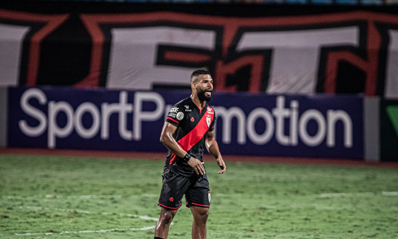 Willian Maranhão se firmou como titular na última temporada e segue como pilar no meio-campo do Dragão | Foto: Heber Gomes
