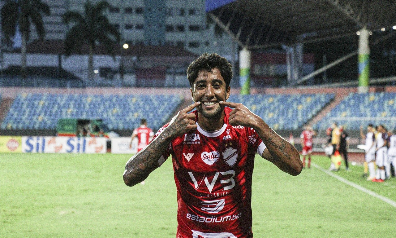 Com a camisa do Tigre, Maurinho fez 14 jogos e marcou dois gols | Foto: Douglas Monteiro/Vila Nova FC