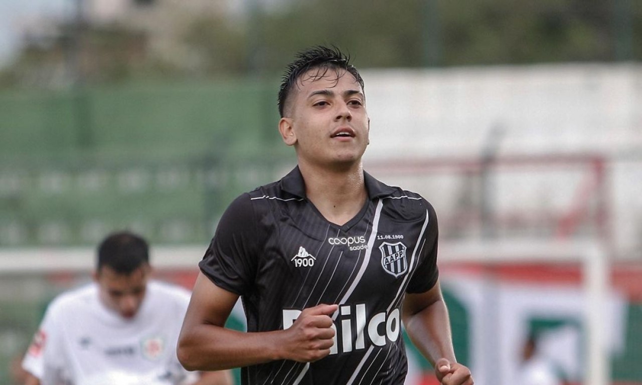 Vindo da Ponte Preta, Yan Santos, chega à raposa para disputa na lateral-direita onde tem jogador experiente se destacando | foto: Arquivo pessoal do jogador