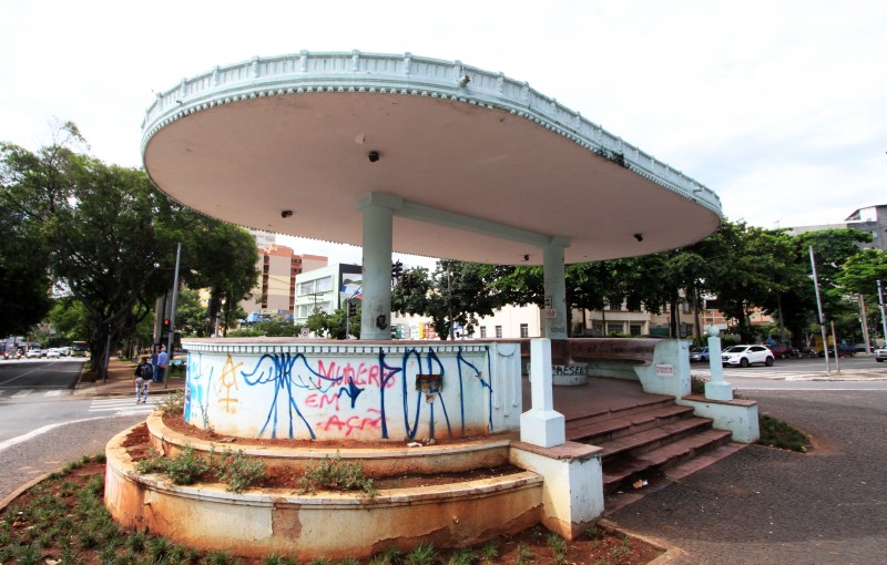 b16b5f5fe633f6211d37d96875970a65