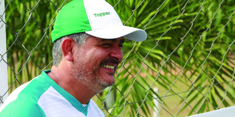 O técnico Ney Franco, um dos grandes responsáveis pela campanha alviverde, rejeitou proposta colombiana O técnico Ney Franco, um dos grandes responsáveis pela campanha alviverde, rejeitou proposta colombiana