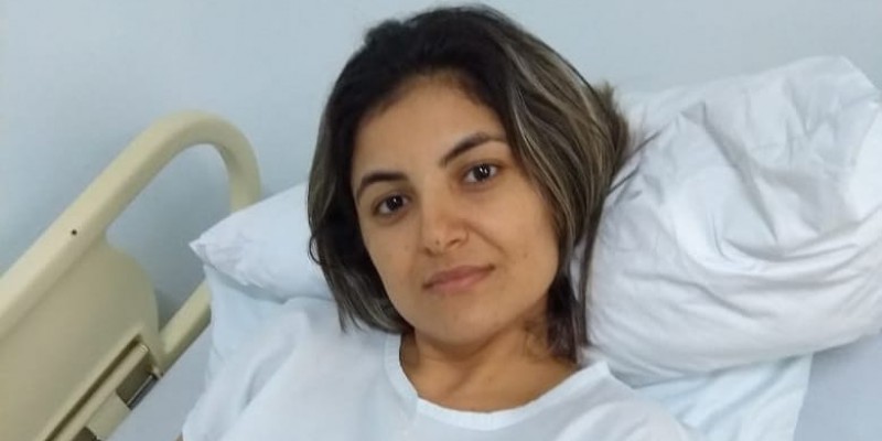 Francisca das Chagas Sales pede apoio da população para continuar sobrevivendo (Foto: Divulgação) 