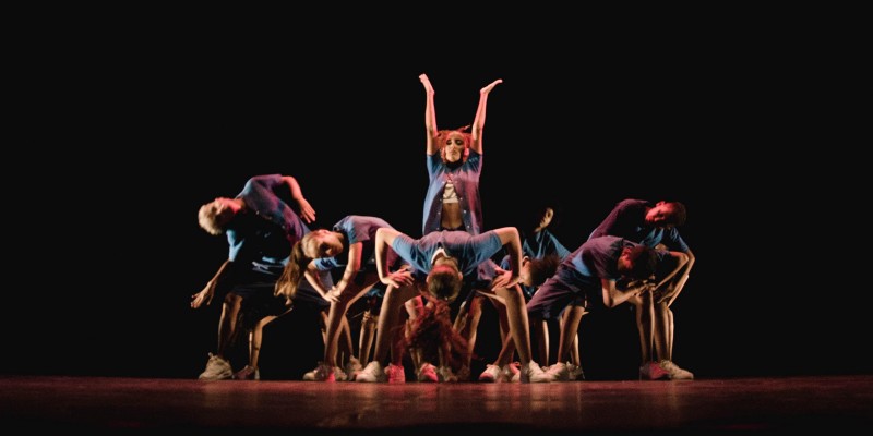 O evento conta com espetáculos, competições, batalhas de dança, aulas e mesas redondas