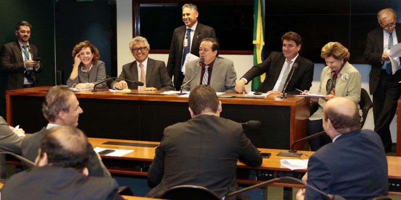 Parlamentares de Goiás garantiram cerca de R$ 170 milhões em emendas parlamentares para o futuro governo de Ronaldo Caiado