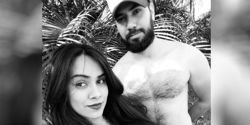 Ele teria atirado na vítima, após ela ter negado a mostrar a conversas do celular. Os dois mantinham um relacionamento há seis meses