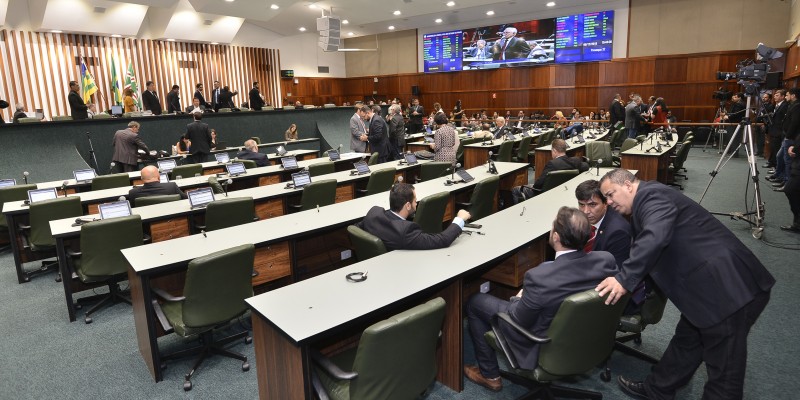 Projeto foi aprovado por 30 dos 31 deputados presentes na sessão. O único a votar contra foi o tucano Talles Barreto