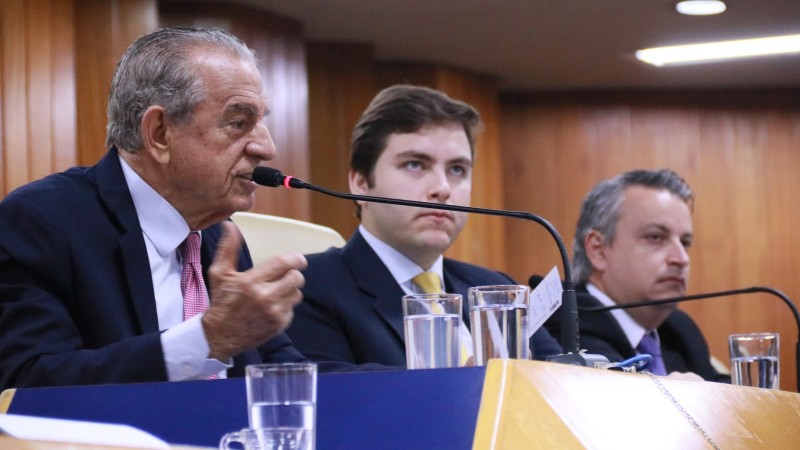 Na Câmara, Iris Rezende, Lucas Kitão, Gustavo Cruvinel (Foto: Divulgação/Câmara Municipal de Goiânia)