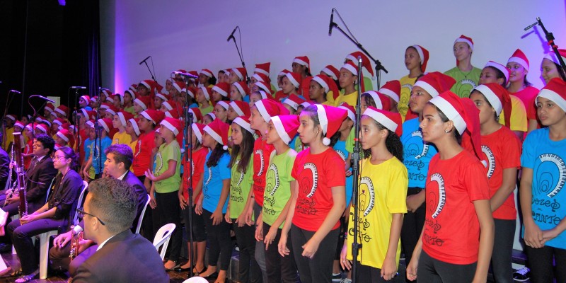 Cantata de Natal 2018 reúne mais de 500 alunos integrantes do Vozes em Canto (Foto: Divulgação) 