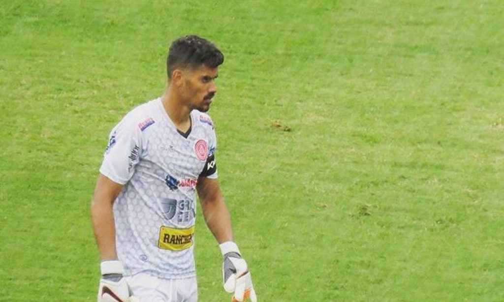 Imagem Ilustrando a Notícia: Aparecidense anuncia goleiro Tony e atacante Marcos Paulo, ex-Vila Nova
