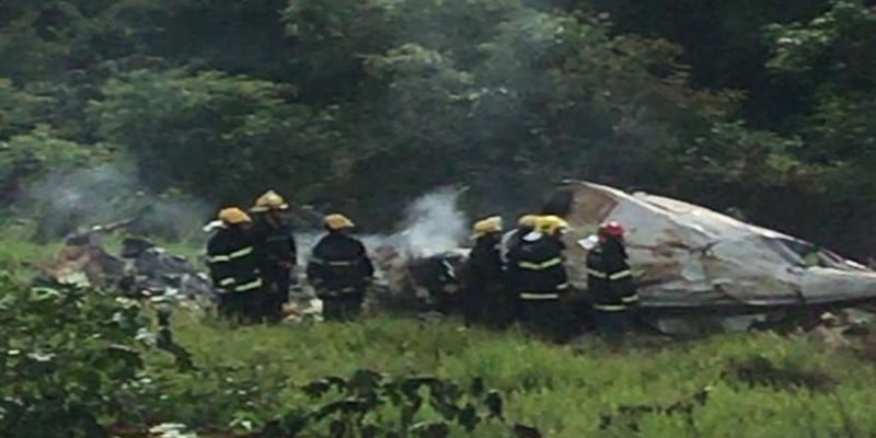 Imagem Ilustrando a Notícia: Queda de avião em Minas Gerais mata quatro pessoas