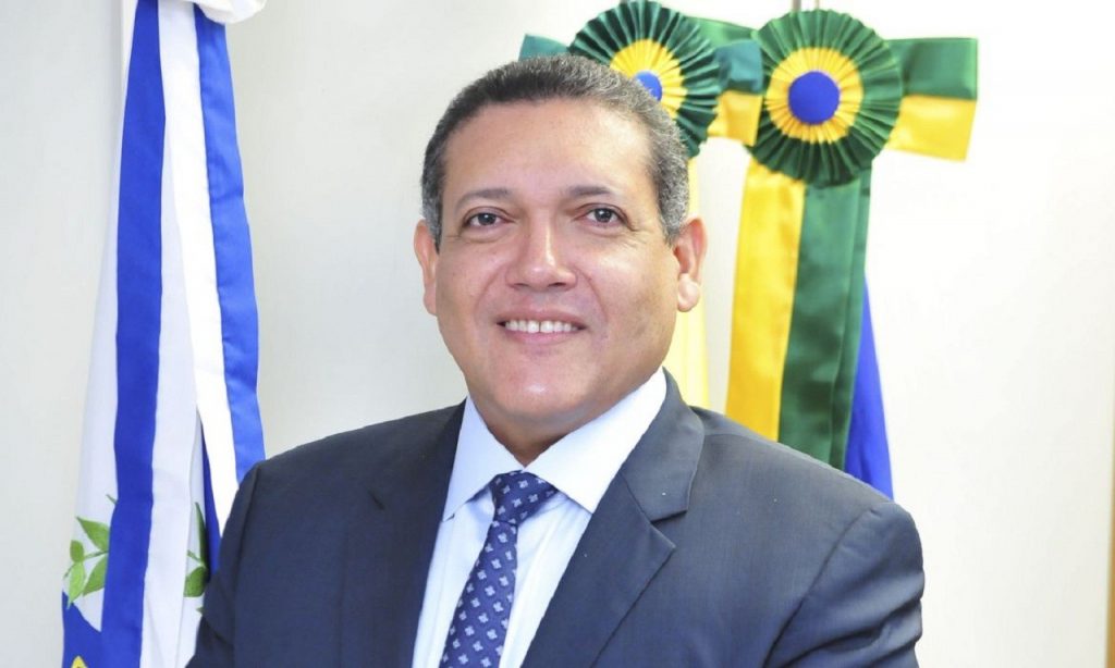 Imagem Ilustrando a Notícia: Bolsonaro nomeia Kassio Nunes Marques como ministro do STF