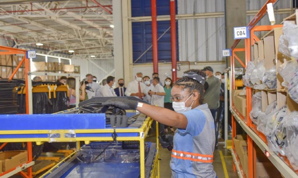 Imagem Ilustrando a Notícia: Goiás registra saldo positivo de mais de 8 mil empregos com carteira assinada em outubro