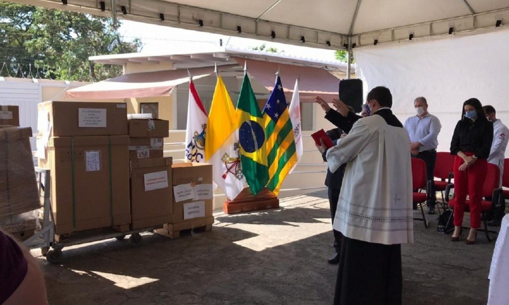 Imagem Ilustrando a Notícia: Santa Casa de Goiânia recebe novos respiradores do Vaticano