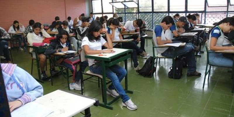 Imagem Ilustrando a Notícia: Exame avalia aprendizagem de alunos da rede pública em Goiás