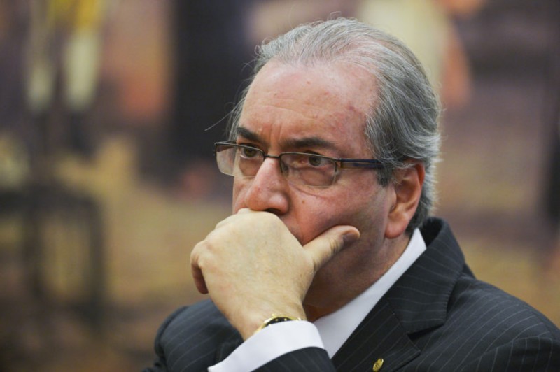 Imagem Ilustrando a Notícia: Eduardo Cunha devolve chaves da residência oficial da Câmara