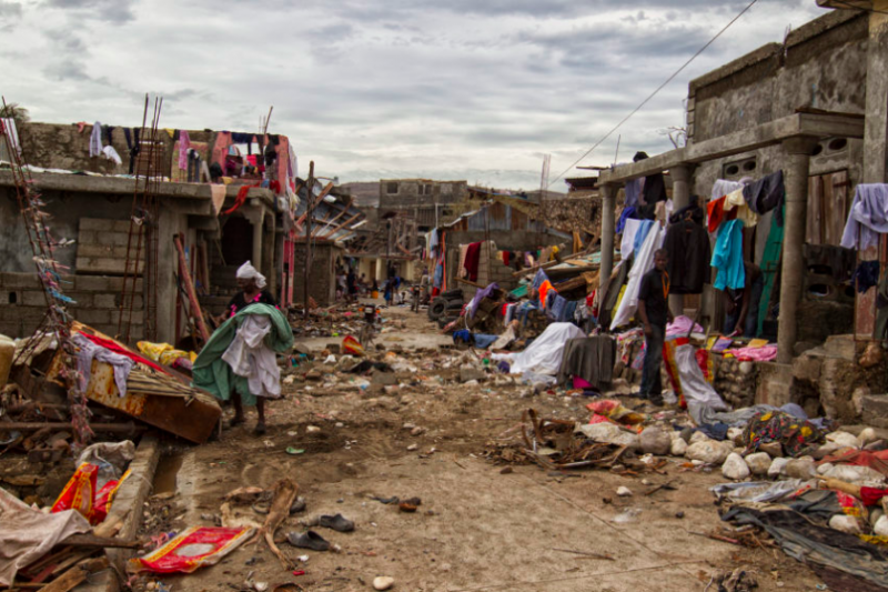 Imagem Ilustrando a Notícia: Número de vítimas do Furacão Matthew no Caribe pode passar de 100