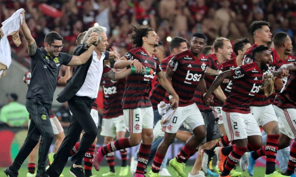 Imagem Ilustrando a Notícia: Flamengo goleia Grêmio e está na final da Copa Libertadores
