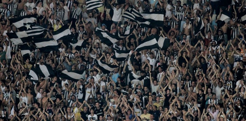 Imagem Ilustrando a Notícia: Botafogo busca classificação antecipada