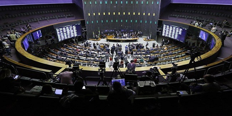 Imagem Ilustrando a Notícia: Criação de municípios no Brasil é destaque em plenário da Câmara