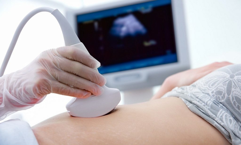 Imagem Ilustrando a Notícia: Anvisa alerta sobre uso do ondansetrona por grávidas para náuseas e vômitos