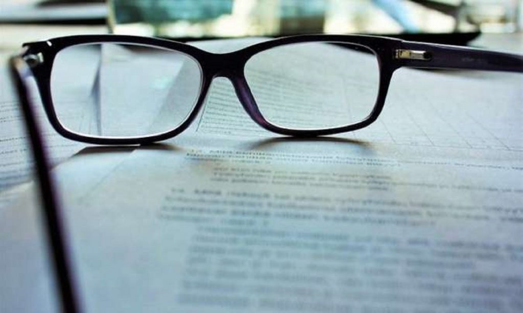 Imagem Ilustrando a Notícia: Dicas de como escolher óculos de grau ideal