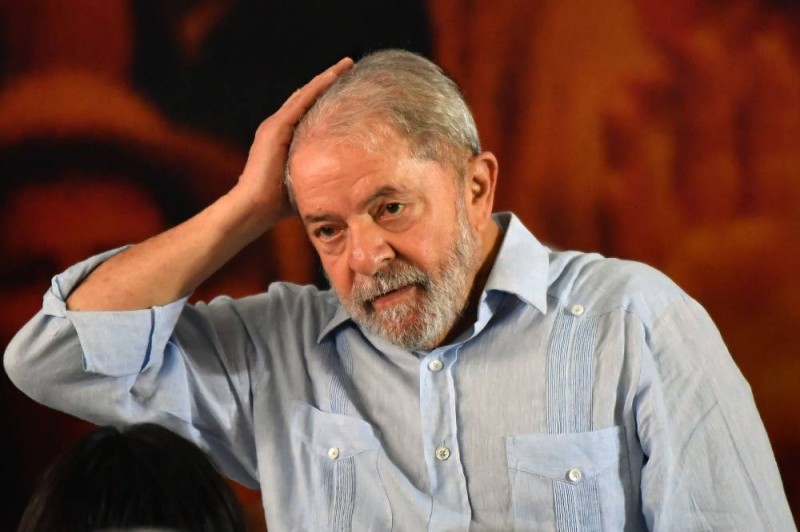 Imagem Ilustrando a Notícia: Recurso da defesa do ex-presidente Lula é negado pela Justiça por unanimidade