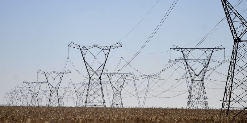 Imagem Ilustrando a Notícia: Três distribuidoras de energia são leiloadas nesta quinta-feira