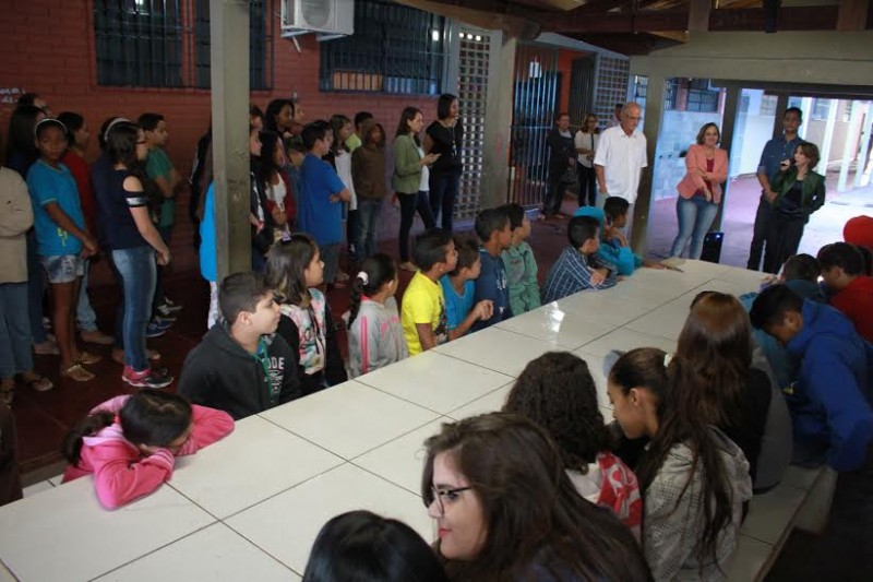 Imagem Ilustrando a Notícia: No retorno ás aulas, alunos são beneficiados com salas reformadas em Goiânia
