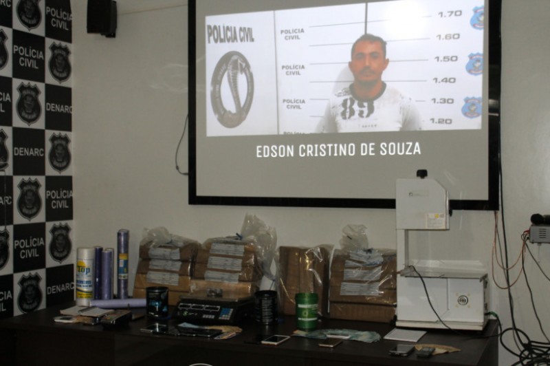 Imagem Ilustrando a Notícia: Polícia Civil desarticula quadrilha  de tráfico interestadual de drogas