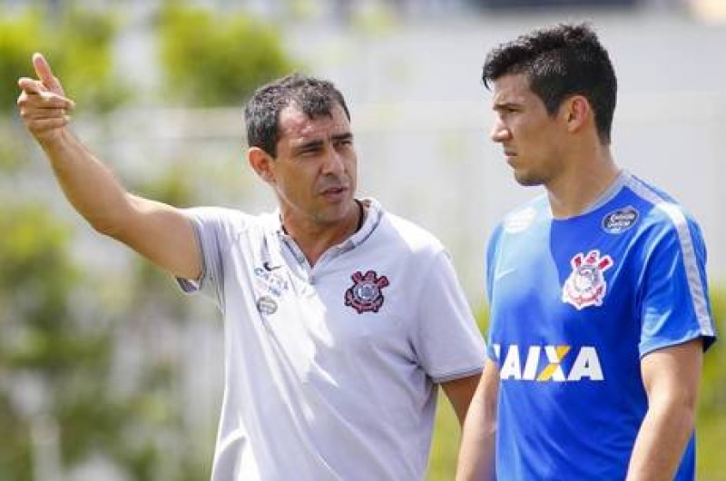 Imagem Ilustrando a Notícia: Clube anuncia Fábio Carille como técnico