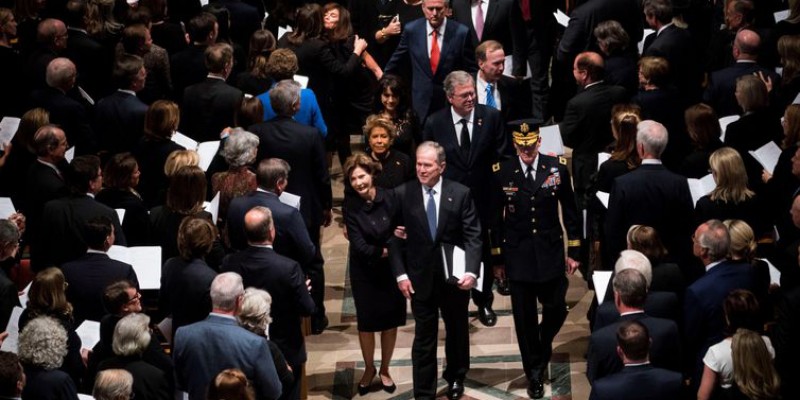 Imagem Ilustrando a Notícia: Funeral de George W. Bush recebe reis, príncipes e presidentes