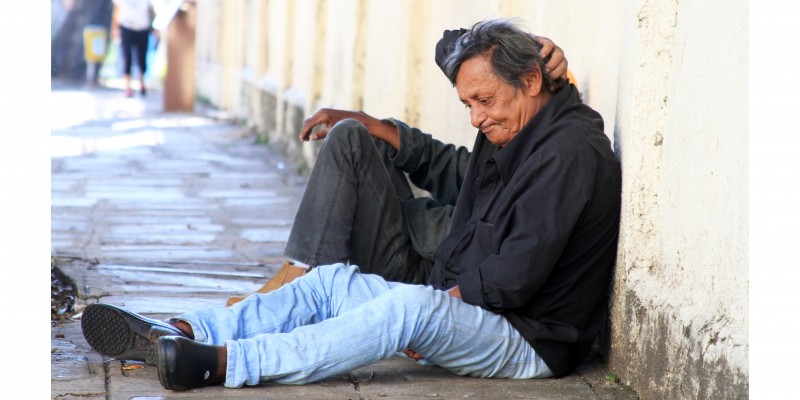 Imagem Ilustrando a Notícia: Moradores de rua sofrem com primeiras noites geladas na capital