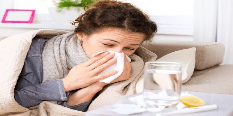Imagem Ilustrando a Notícia: Médico alerta sobre o aumento dos casos de gripes e resfriados