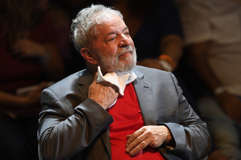 Imagem Ilustrando a Notícia: Defesa de Lula recorre à ONU para evitar prisão em Curitiba