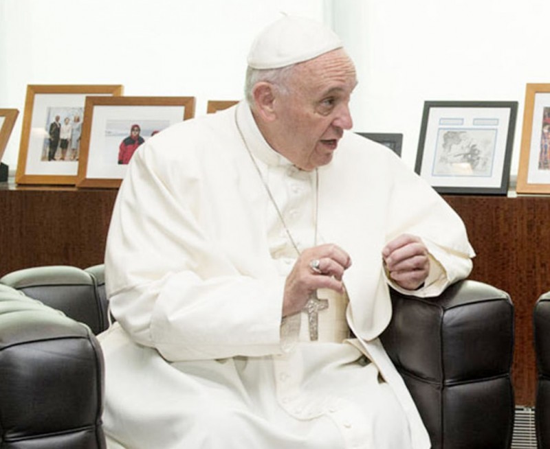Imagem Ilustrando a Notícia: Papa recebe líder sunita e conversa sobre rejeição ao terrorismo