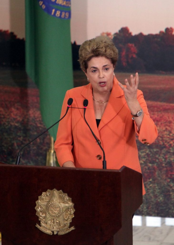 Imagem Ilustrando a Notícia: Goiânia pode ser a última parada de Dilma no cargo