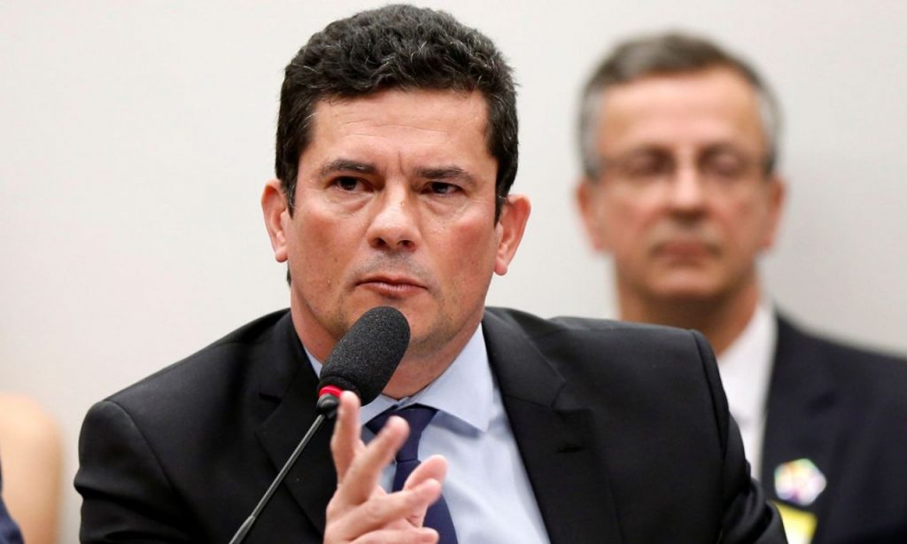Imagem Ilustrando a Notícia: PF detém quatro suspeitos de invadir telefone de Sergio Moro