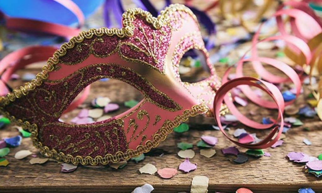 Imagem Ilustrando a Notícia: Feriado de Carnaval: consumidor pode reaver valor pago por ingressos adquiridos antecipadamente
