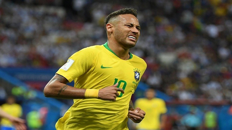 Imagem Ilustrando a Notícia: Neymar fica fora da lista de 10 finalistas de prêmio da Fifa
