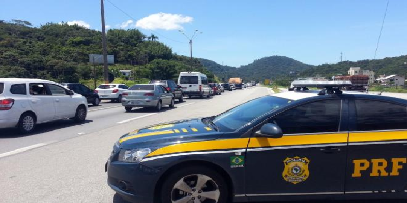 Imagem Ilustrando a Notícia: Polícia Rodoviária faz balanço do feriado de Finados em Goiás