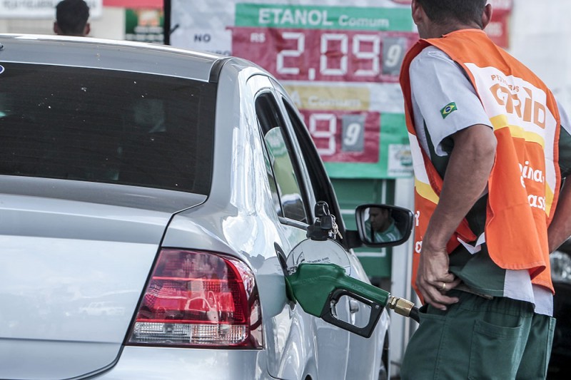 Imagem Ilustrando a Notícia: Decreto que aumenta impostos sobre combustíveis está em vigor