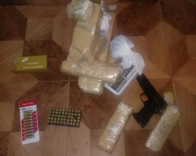 Imagem Ilustrando a Notícia: Traficante é preso com quase 5 kg de drogas no setor Aruana 1